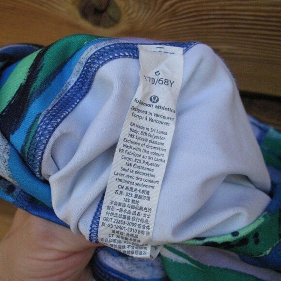 Lululemon Seven Wonders Boogie Roll Down Shorts 6 - Picture 9 of 9